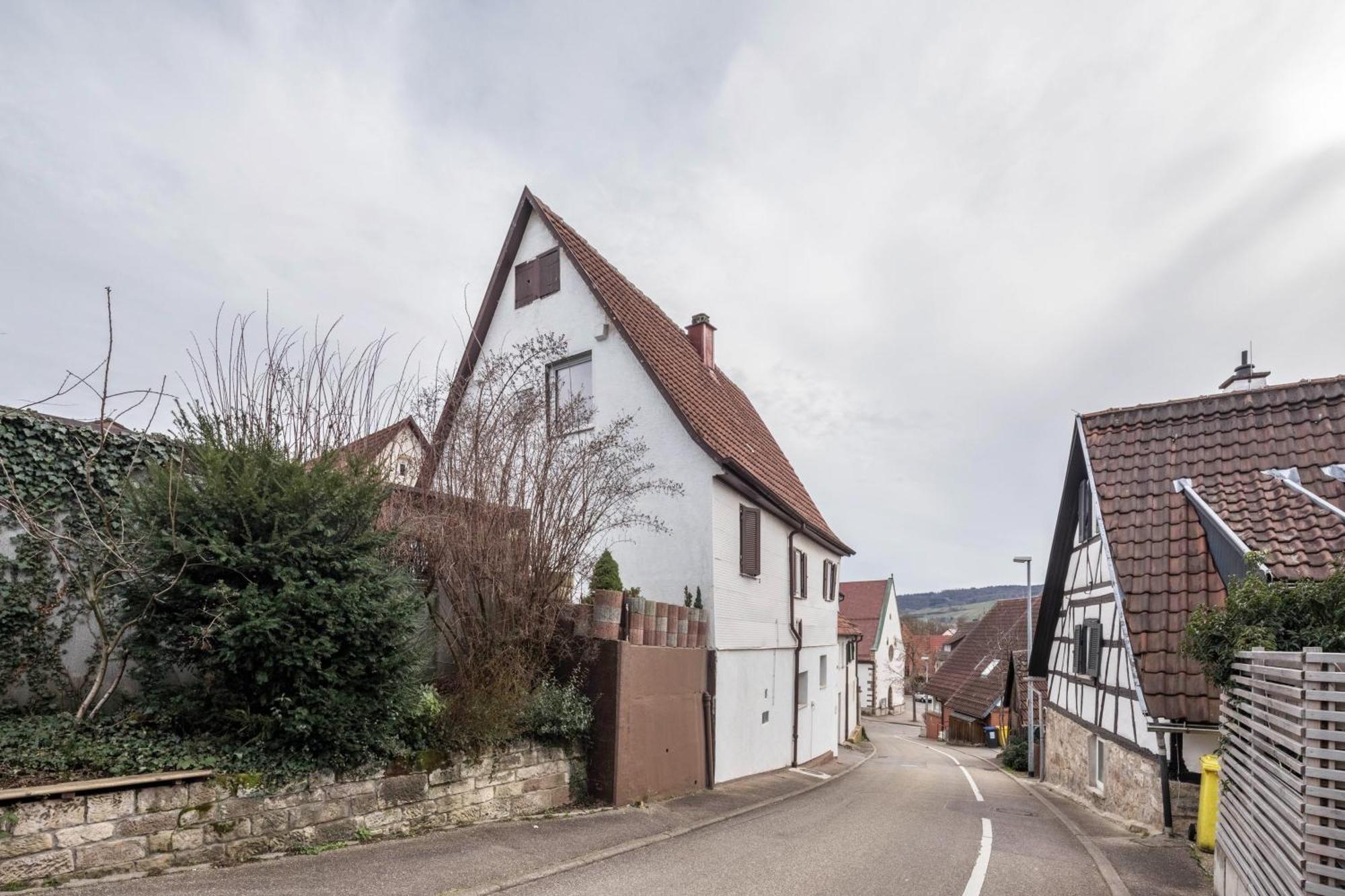 Apartmenthaus Ferienwohnungen Sila Weinstadt Exterior foto